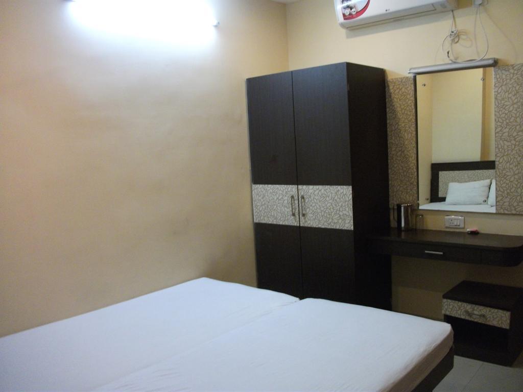 Hotel Parshuram Guwahati Exterior foto
