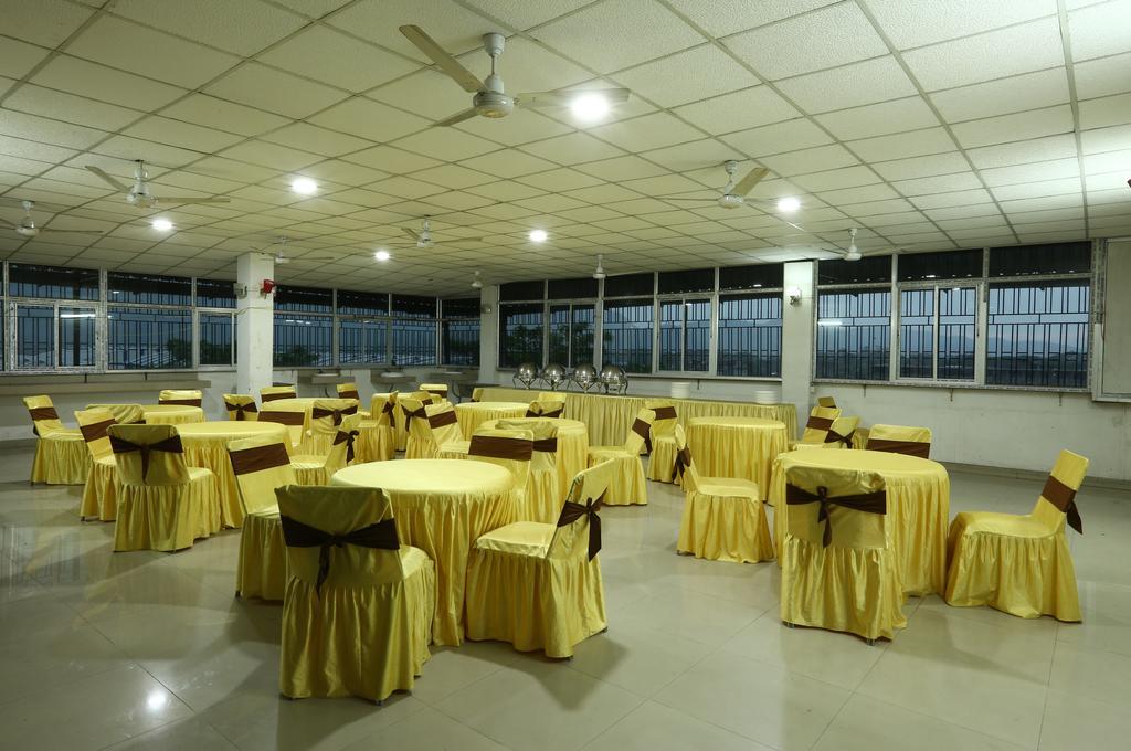 Hotel Parshuram Guwahati Exterior foto